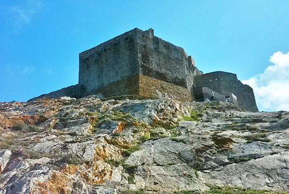 Il Castello del Volterraio all'Isola d'Elba